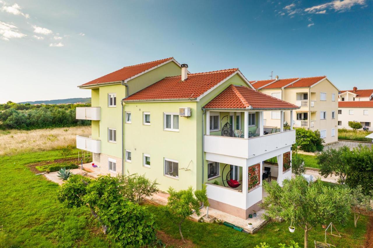 Apartments Matilda Sukošan Exterior foto